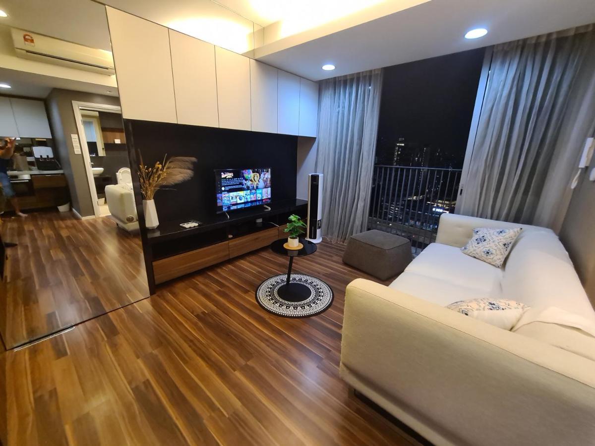 Pangsapuri Verve 2bedroom 2to6pax Near Midvalley Megamall Kuala Lumpur